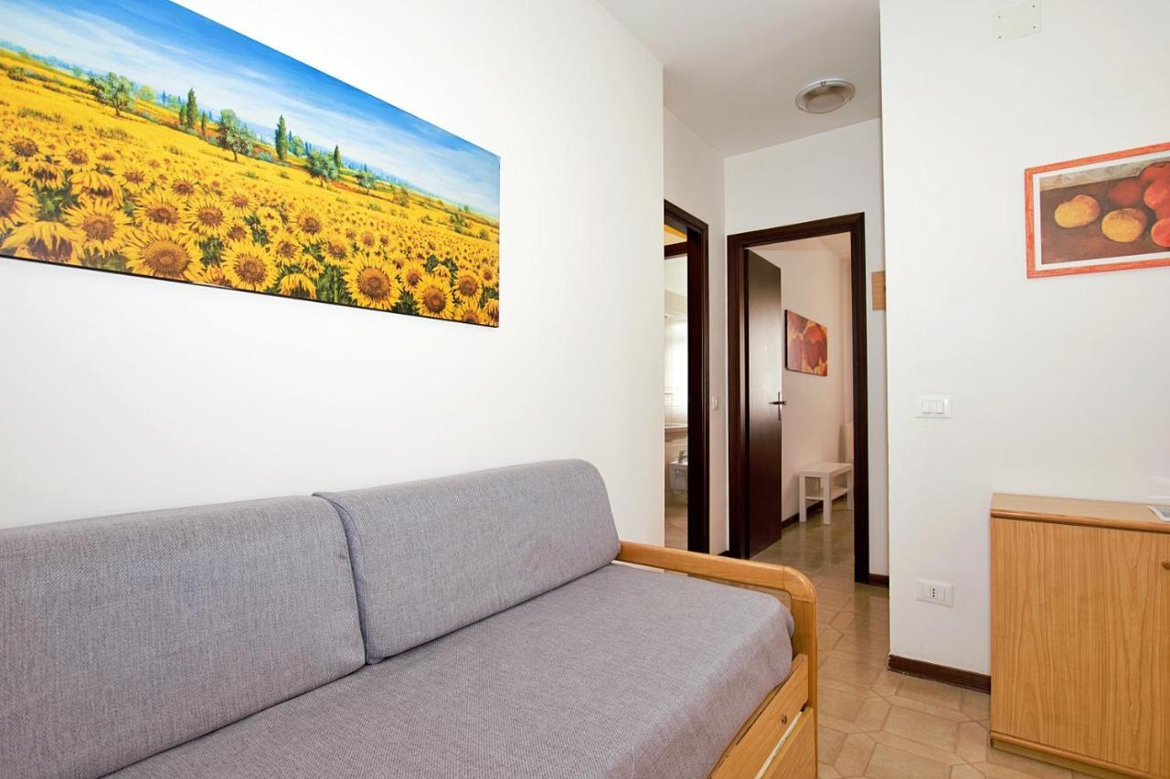 Residenza Canova Lignano Sabbiadoro Extérieur photo