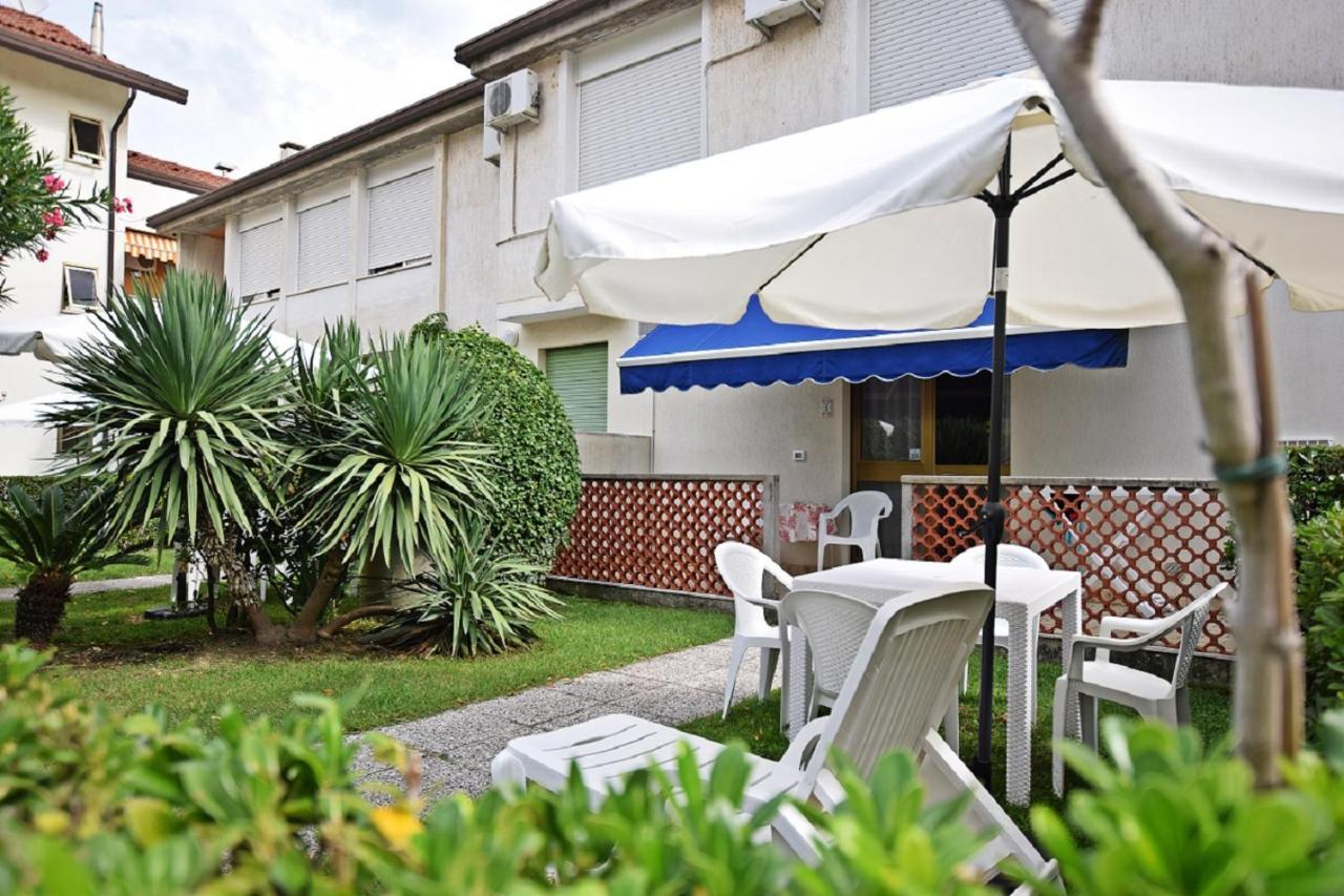 Residenza Canova Lignano Sabbiadoro Extérieur photo