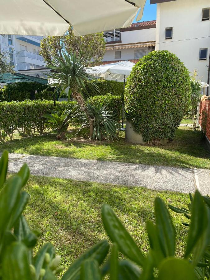 Residenza Canova Lignano Sabbiadoro Extérieur photo