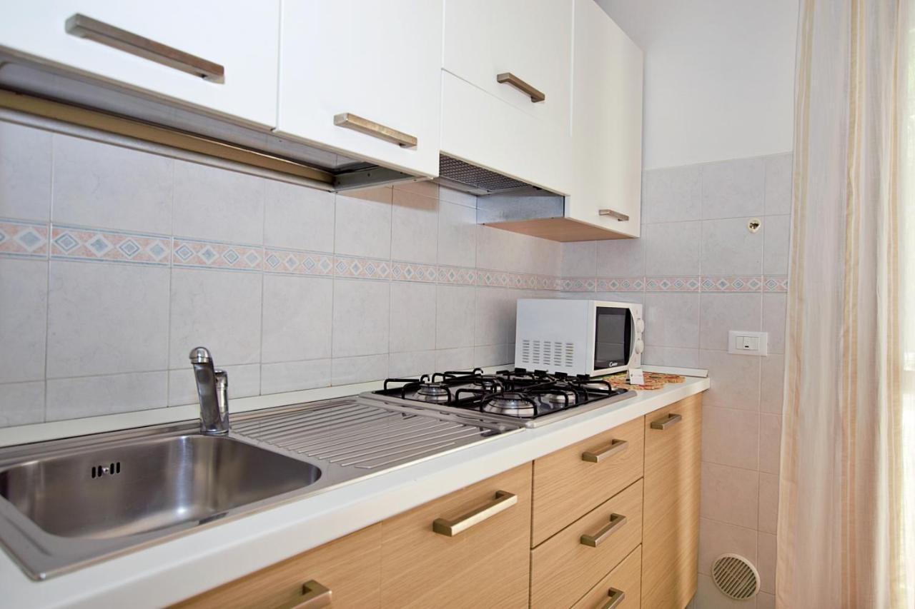 Residenza Canova Lignano Sabbiadoro Extérieur photo